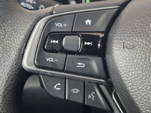 Used 2019 Honda Insight EX image 9