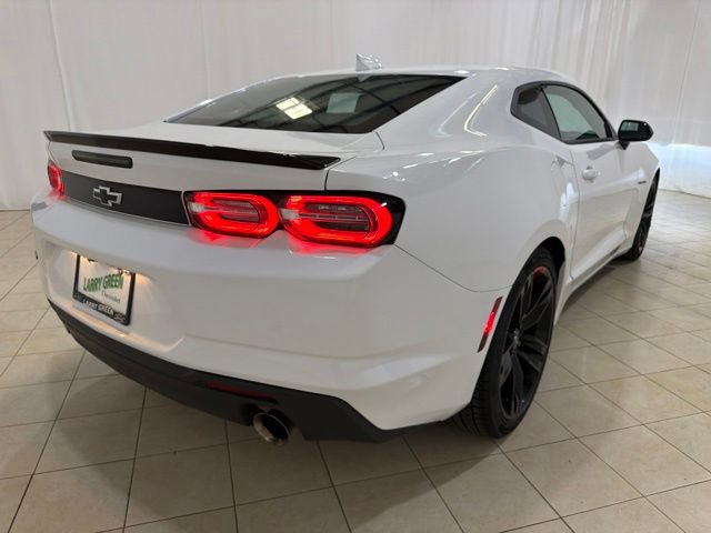 Used 2022 Chevrolet Camaro LT w/ Redline Edition RWD image 6