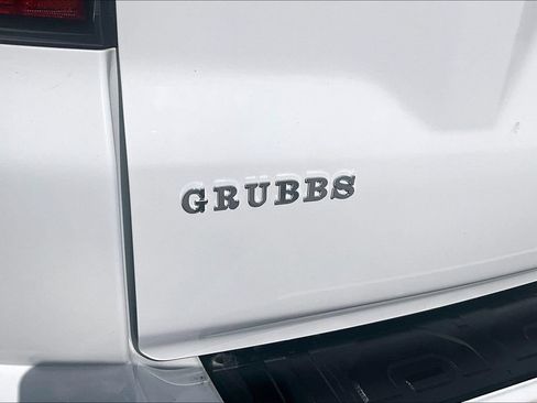 Used 2017 Toyota 4Runner SR5 RWD image 44