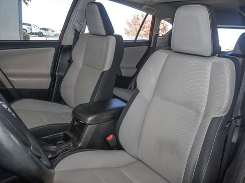 Used 2016 Toyota RAV4 XLE image 23