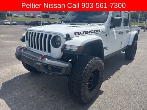 Used 2022 Jeep Gladiator Rubicon w/ Trailer Tow Package AWD/4WD image 7