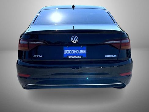 Used 2019 Volkswagen Jetta SE FWD image 6