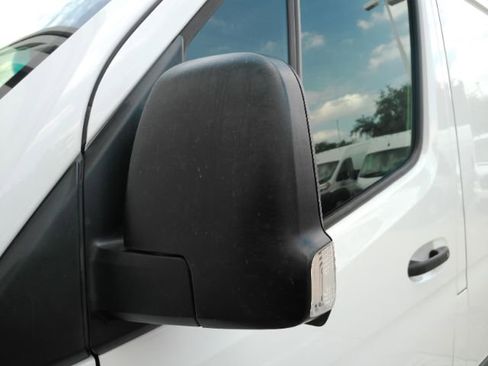 Used 2024 Mercedes-Benz Sprinter 2500 image 21