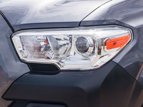 Certified 2021 Toyota Tacoma SR RWD image 10
