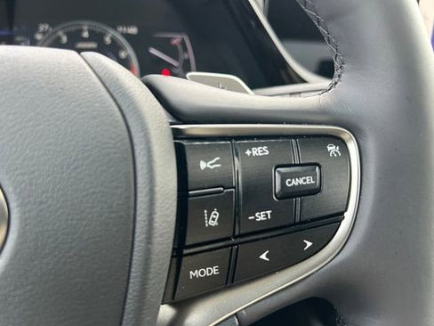 Used 2024 Lexus ES 350 w/ Premium Package image 24