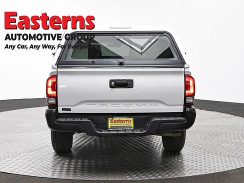 Used 2019 Toyota Tacoma SR image 6