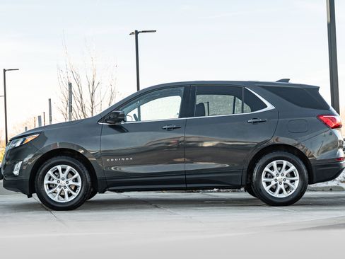 Used 2018 Chevrolet Equinox LT image 6