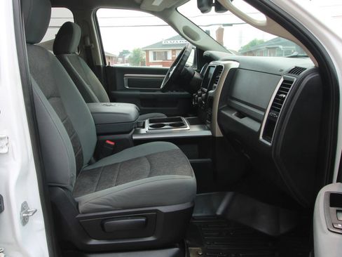 Used 2015 RAM 1500 Big Horn AWD/4WD image 10