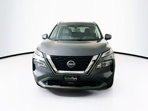 Used 2023 Nissan Rogue SV w/ SV Premium Package image 2