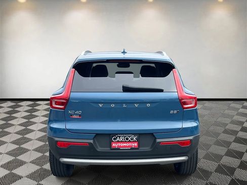 Used 2023 Volvo XC40 B5 Plus w/ Protection Package Premier image 4