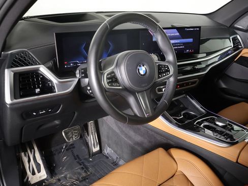 Used 2024 BMW X5 xDrive40i AWD/4WD image 30