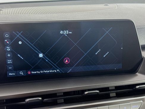 Certified 2024 Kia Telluride S image 15