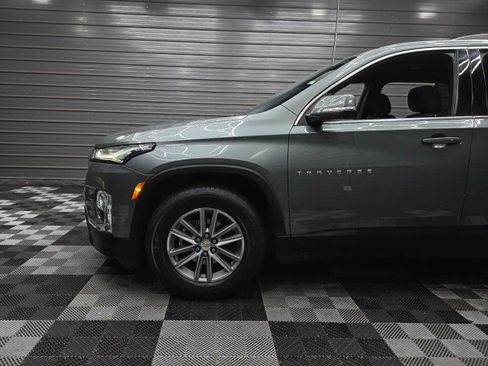 Used 2023 Chevrolet Traverse LT AWD/4WD image 39
