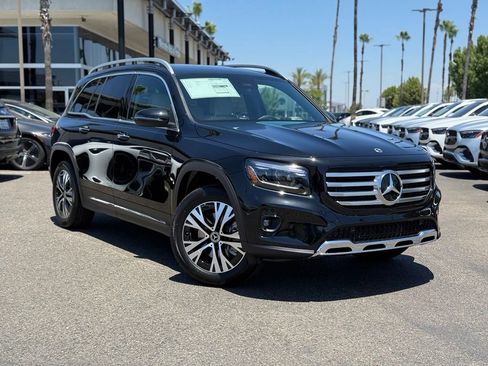 New 2026 Mercedes-Benz GLB 250 image 1