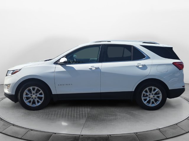 Used 2019 Chevrolet Equinox LT FWD image 2