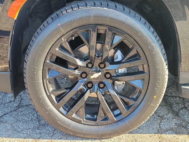 Used 2023 Chevrolet Tahoe Premier w/ Premium Package AWD/4WD image 5