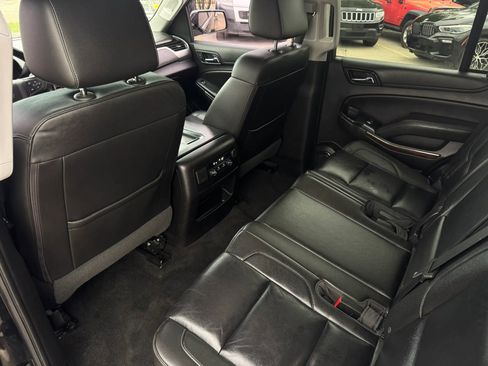 Used 2018 Chevrolet Tahoe LT w/ Z71 Midnight Edition AWD/4WD image 17