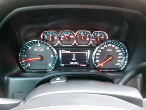 Used 2018 Chevrolet Silverado 1500 LT w/ All Star Edition AWD/4WD image 23