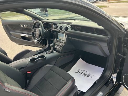 Used 2019 Ford Mustang GT Premium w/ Equipment Group 401A image 18