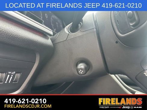 Used 2023 Jeep Grand Cherokee L Overland image 27