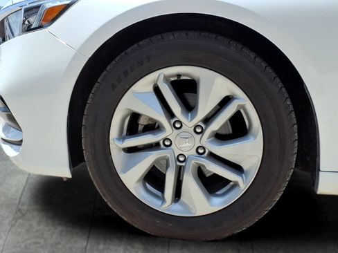 Used 2020 Honda Accord LX image 11