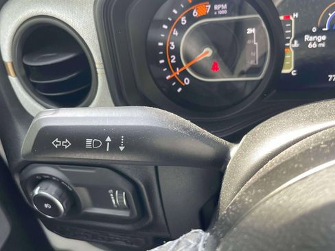 Used 2026 Jeep Wrangler Sport S AWD/4WD image 21