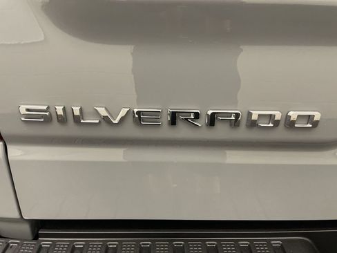 Used 2025 Chevrolet Silverado 1500 Custom w/ Turbomax Blackout Package AWD/4WD image 24