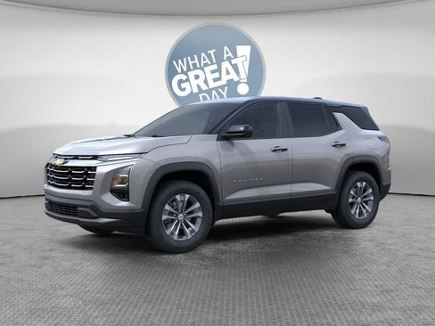 New 2026 Chevrolet Equinox LT w/ Safety and Technology Package AWD/4WD image 2