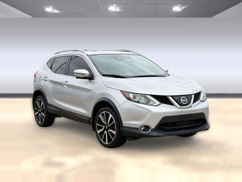 Used 2018 Nissan Rogue Sport SL w/ SL Premium Package image 7