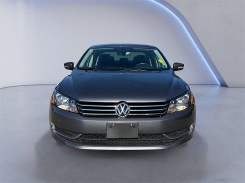 Used 2012 Volkswagen Passat 2.5 SE image 8