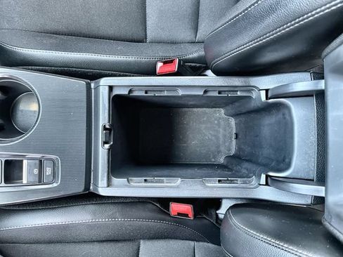 Used 2025 Honda Civic Sport image 23