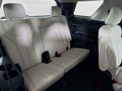 Used 2024 Hyundai Palisade Limited image 31