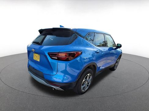 Used 2025 Chevrolet Blazer LT image 7