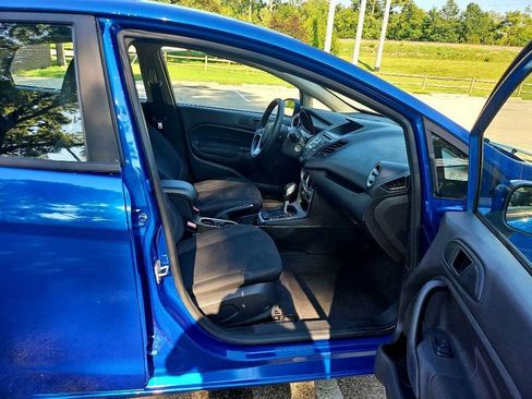 Used 2019 Ford Fiesta SE w/ Cold Weather Package image 19