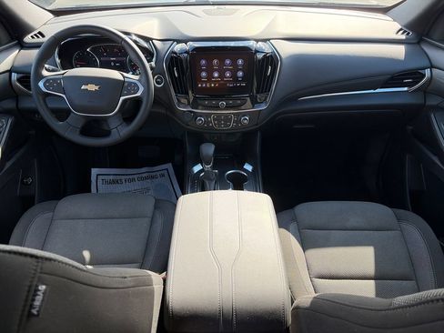 Used 2023 Chevrolet Traverse LT AWD/4WD image 12