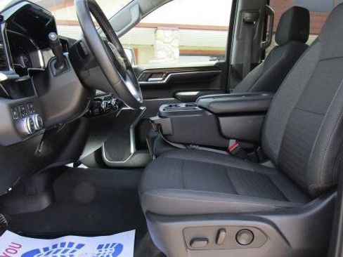 Used 2024 GMC Sierra 1500 Elevation AWD/4WD image 8