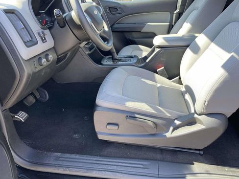 Used 2018 Chevrolet Colorado W/T w/ WT Convenience Package image 17