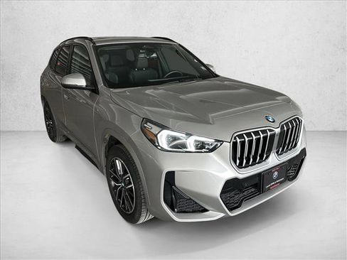 Used 2026 BMW X1 xDrive28i image 3