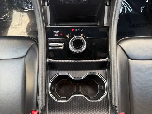 Used 2024 Jeep Grand Cherokee L Limited AWD/4WD image 11