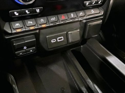 Used 2021 GMC Sierra 1500 AT4 w/ AT4 Value Package AWD/4WD image 26