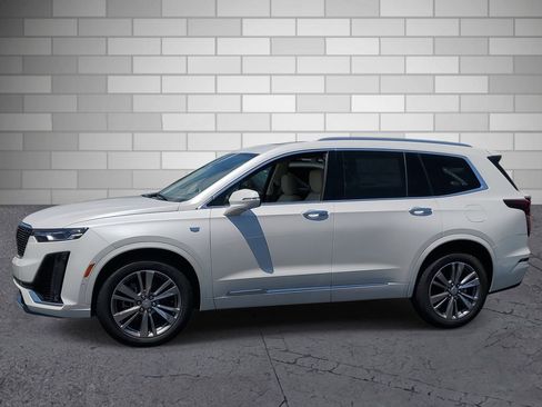 New 2025 Cadillac XT6 Premium Luxury w/ Technology Package image 2
