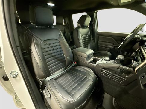 Used 2024 Toyota Tacoma SR5 image 25