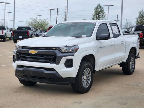 New 2026 Chevrolet Colorado LT w/ Advanced Trailering Package AWD/4WD image 2