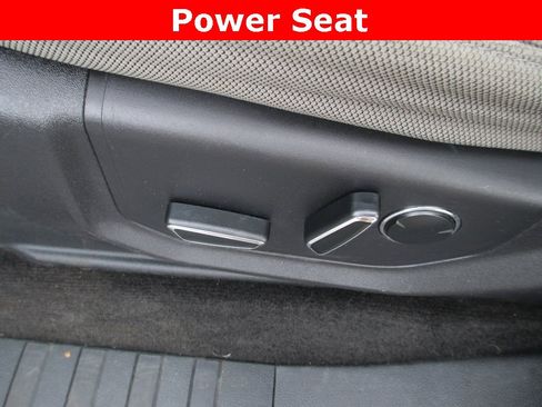 Used 2015 Ford F150 XLT w/ Equipment Group 302A Luxury image 22