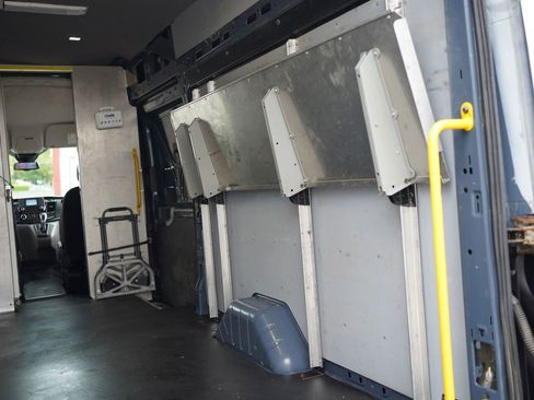 Used 2021 Ford Transit 250 148 High Roof Extended w/ Parcel Delivery Package RWD image 8