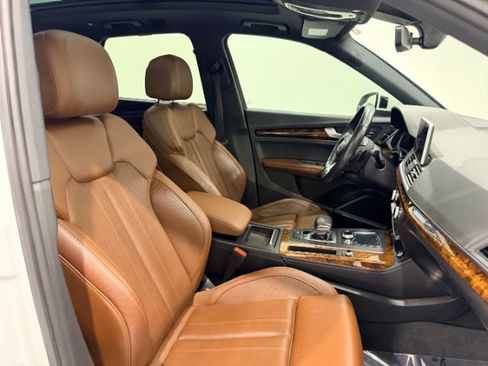 Used 2018 Audi Q5 Prestige w/ Prestige Package AWD/4WD image 46