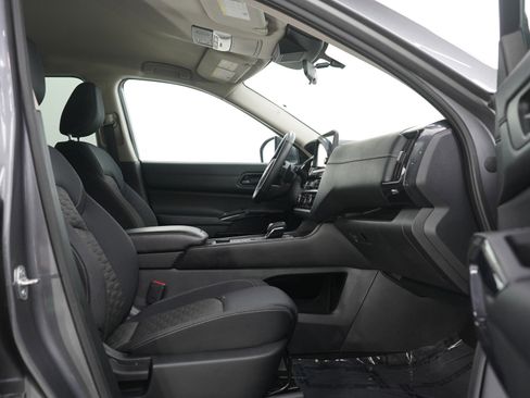 Used 2023 Nissan Pathfinder SV w/ Black Appearance Package AWD/4WD image 12