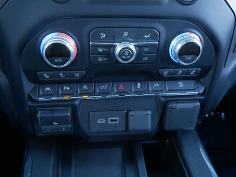 Used 2019 GMC Sierra 1500 AT4 image 23