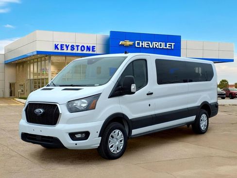 Used 2024 Ford Transit 350 XLT RWD image 3