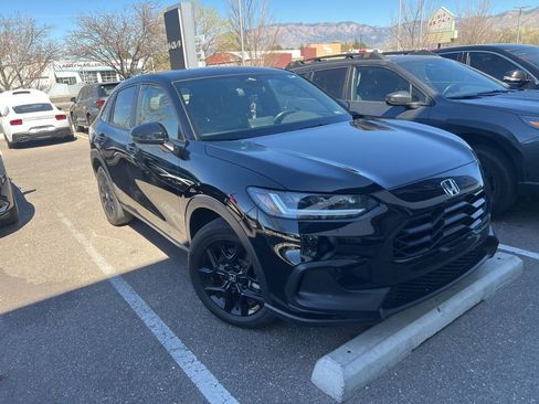 Used 2024 Honda HR-V Sport image 7